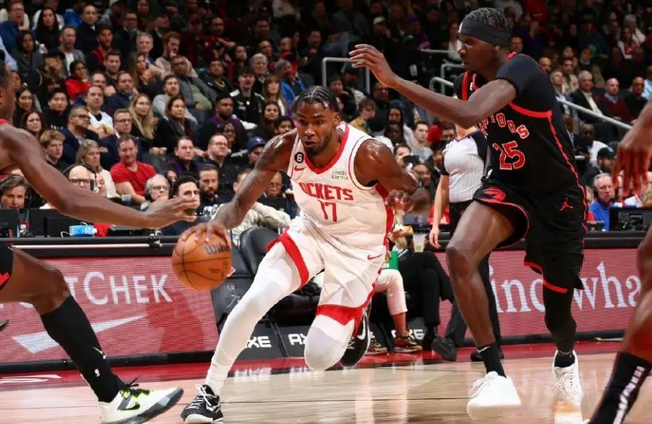 杜兰特终老, 乌度卡代替, div