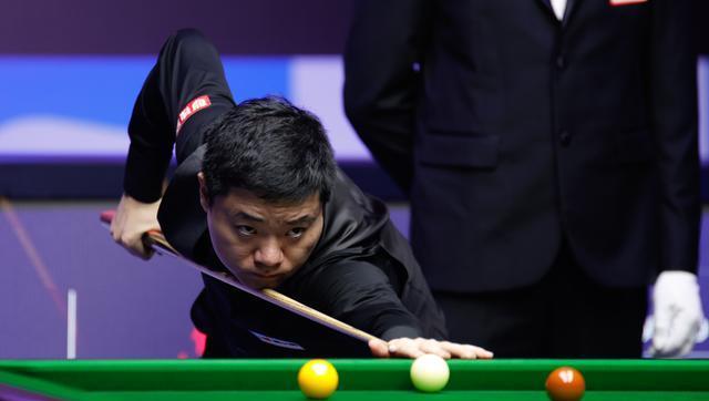 马克, 吕昊天, 直播进度做